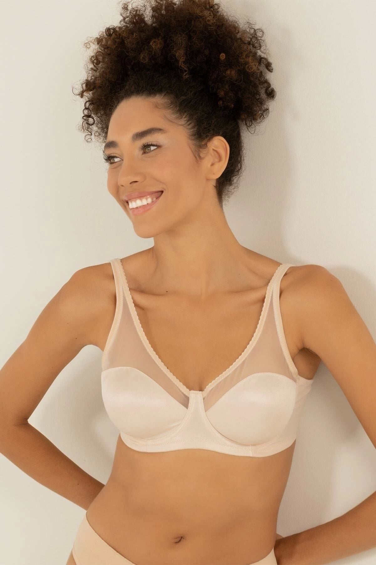 C Cup Underwired Lace Minimizer Bra