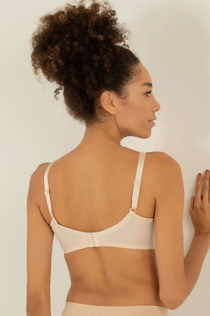C Cup Underwired Lace Minimizer Bra