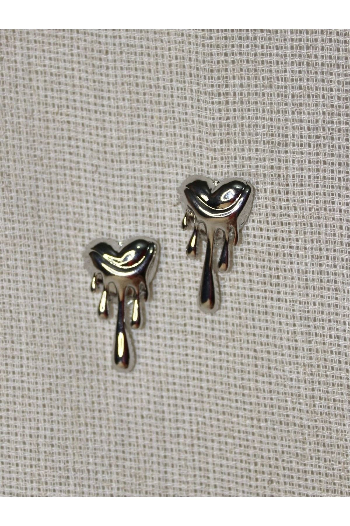 Gold Dripping Heart Drop Earrings